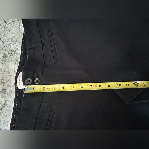 Anthropologie The Essential Slim Black Cropped Pants Trousers Slacks in
Size 14 - Picture 15 of 15